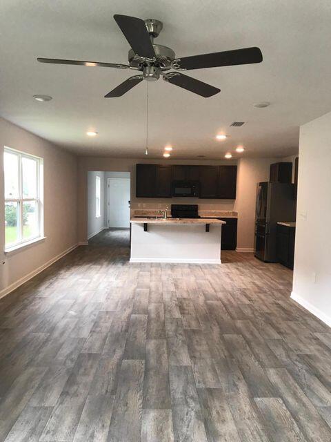 HAMMOCK BAY - CRESCENT - Residential