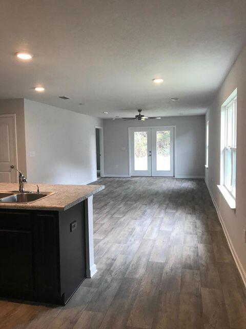 HAMMOCK BAY - CRESCENT - Residential