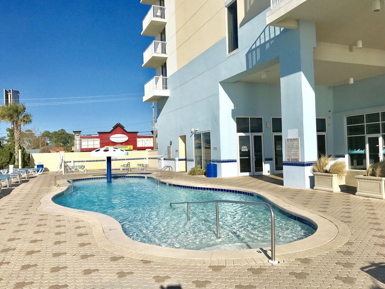 MAJESTIC BEACH TOWERS I - Residential