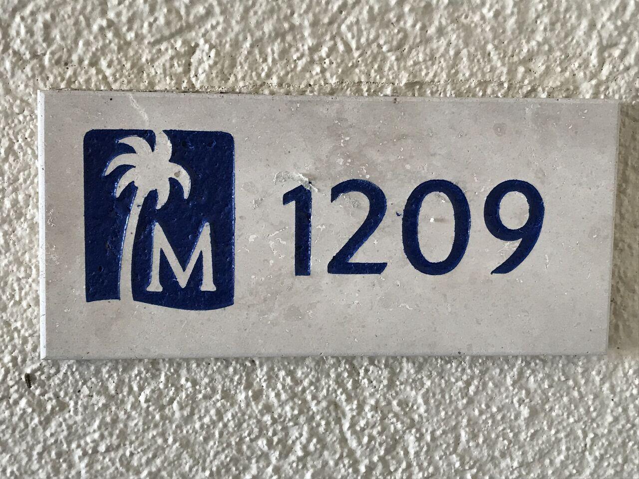 MAJESTIC BEACH TOWERS I - Residential