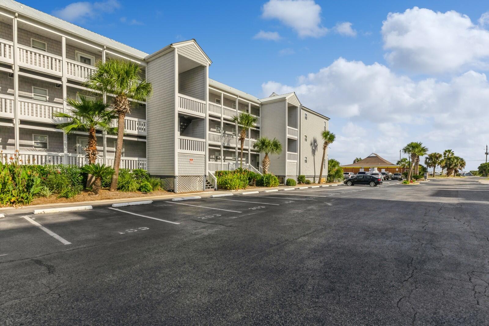 HERMITAGE CONDOMINIUM - Residential