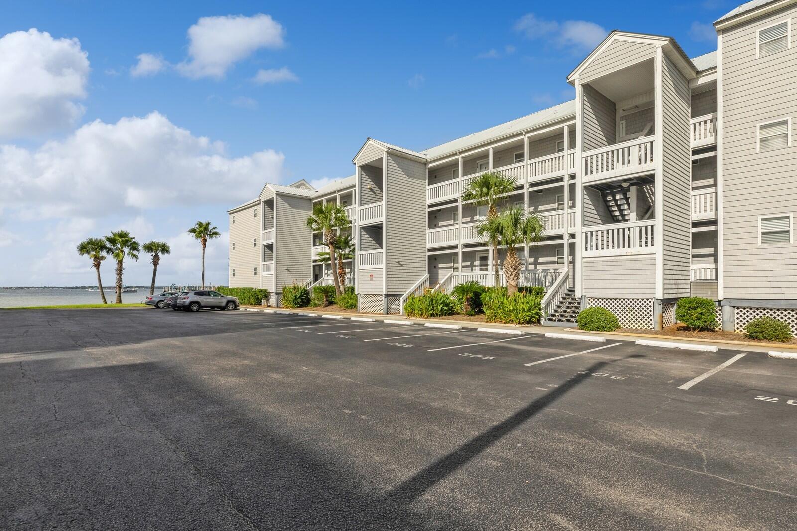 HERMITAGE CONDOMINIUM - Residential