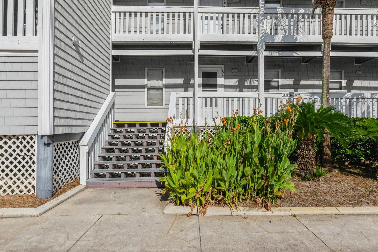 HERMITAGE CONDOMINIUM - Residential