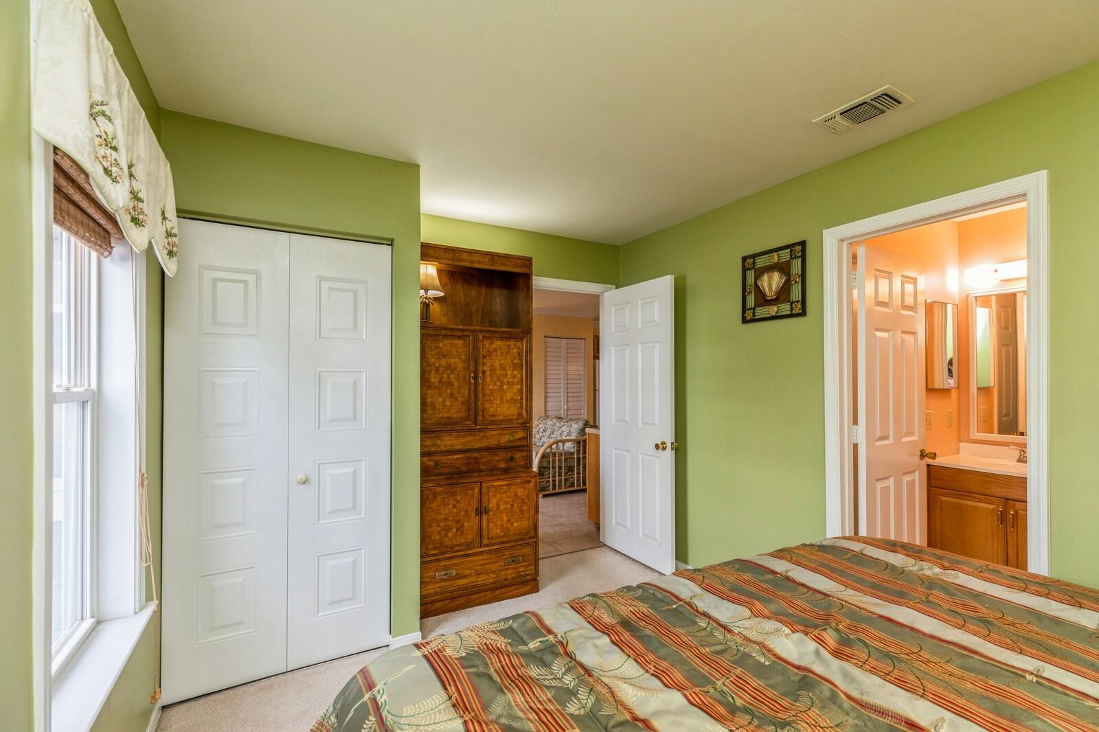 HERMITAGE CONDOMINIUM - Residential