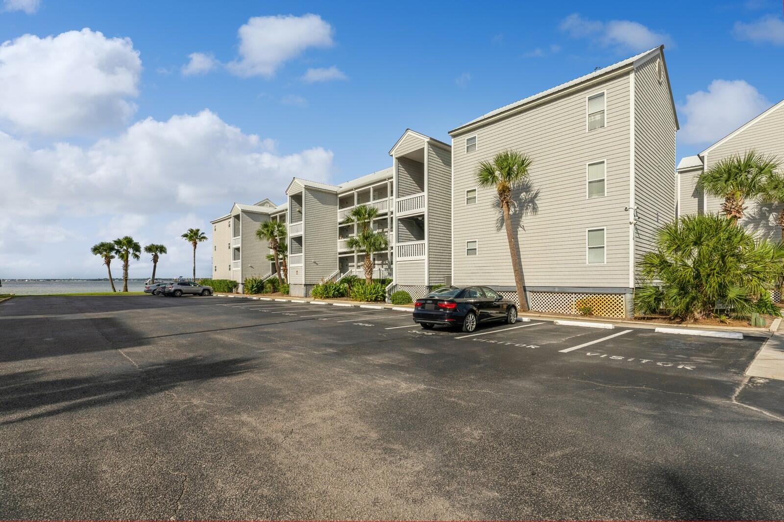 HERMITAGE CONDOMINIUM - Residential