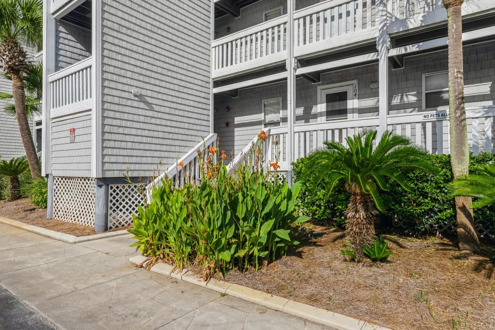 HERMITAGE CONDOMINIUM - Residential