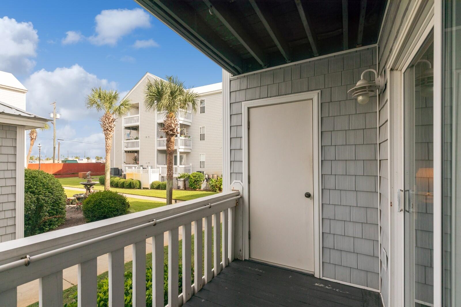 HERMITAGE CONDOMINIUM - Residential