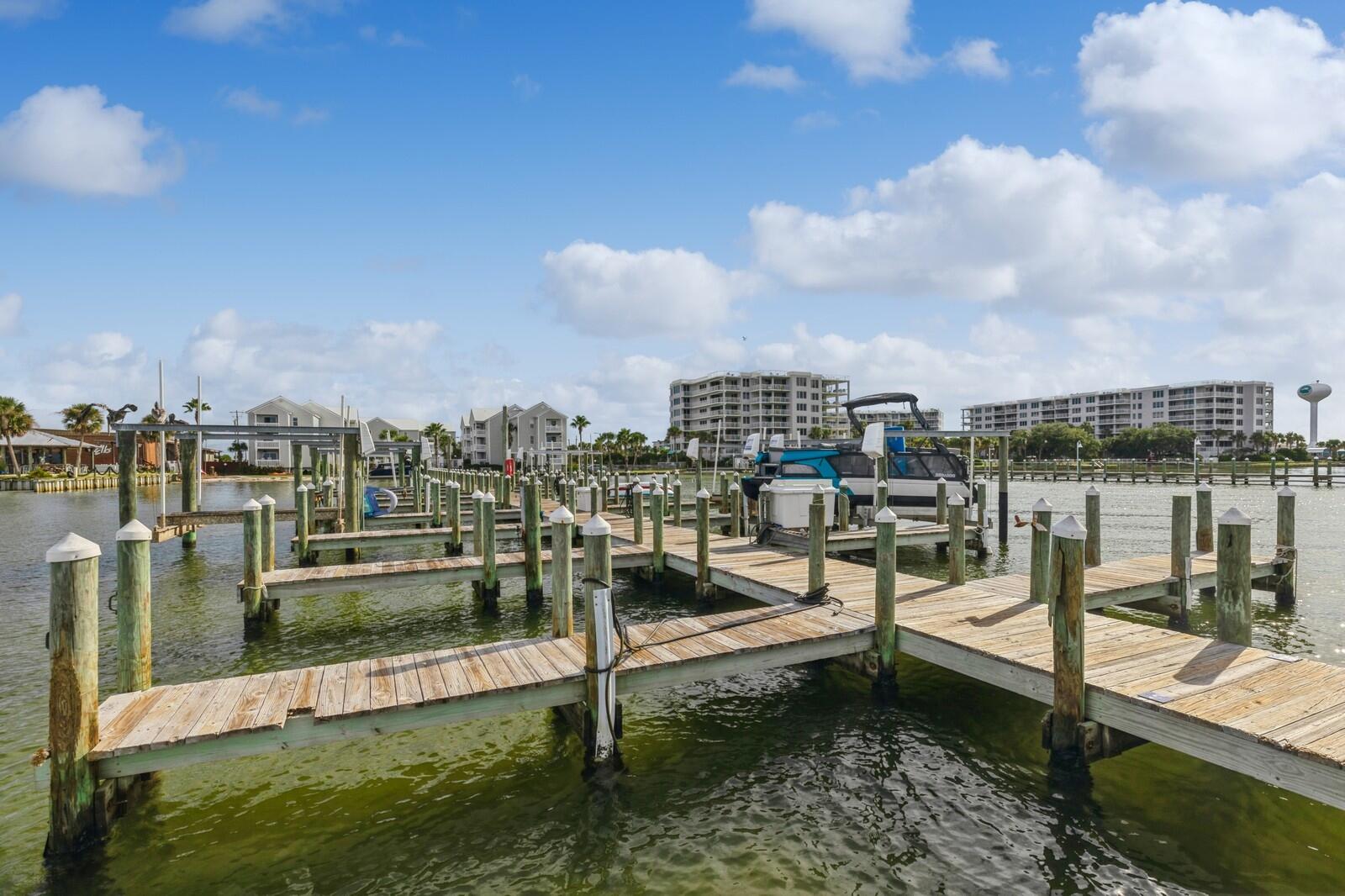 HERMITAGE CONDOMINIUM - Residential