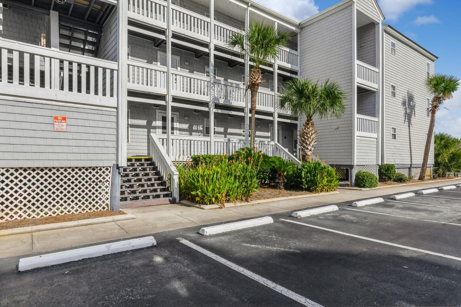 HERMITAGE CONDOMINIUM - Residential