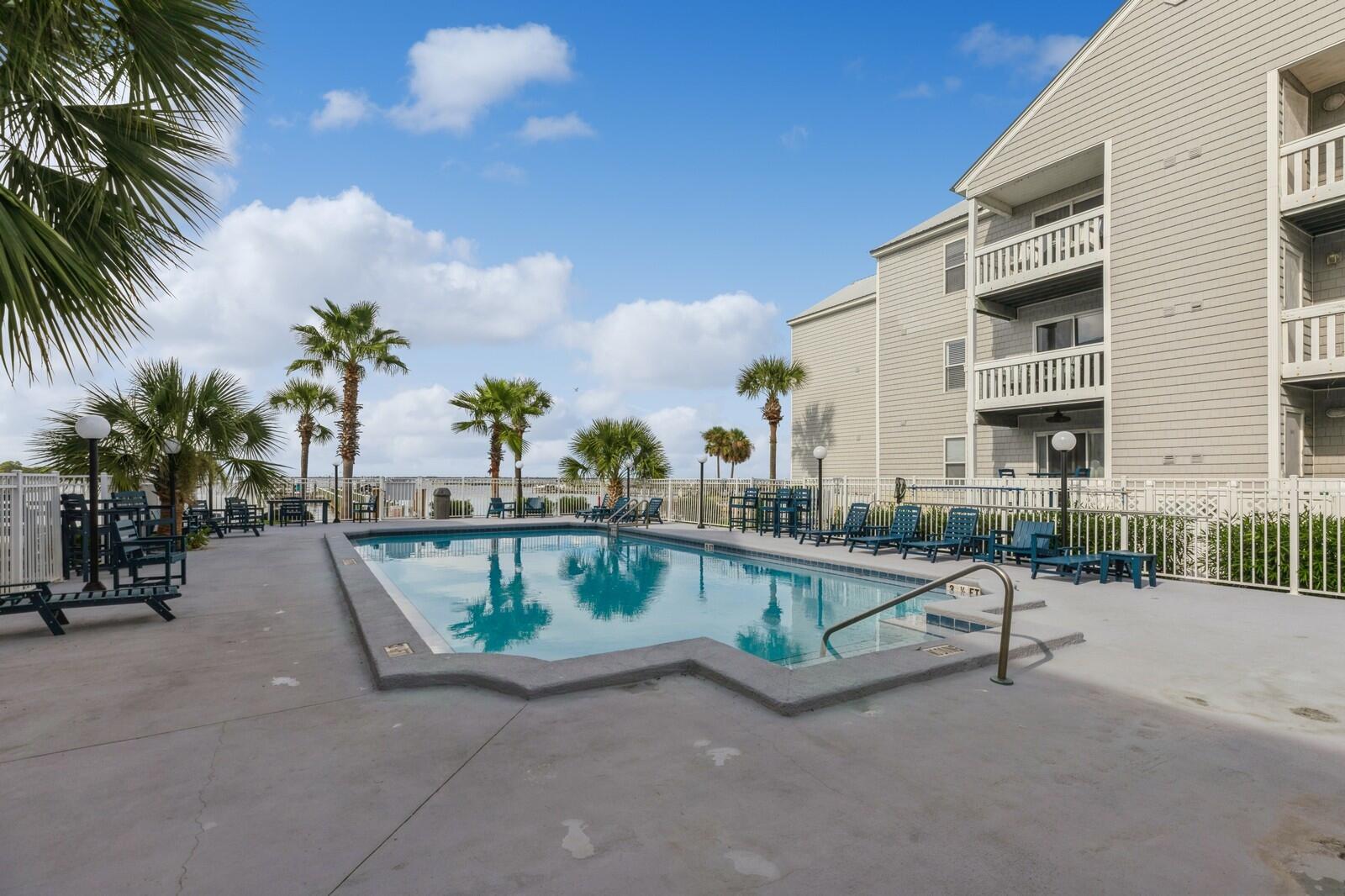 HERMITAGE CONDOMINIUM - Residential