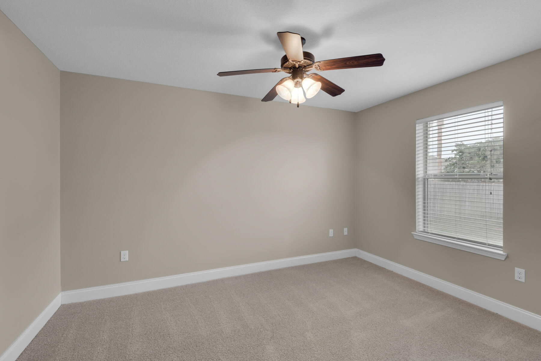 THE MEADOWS - Residential