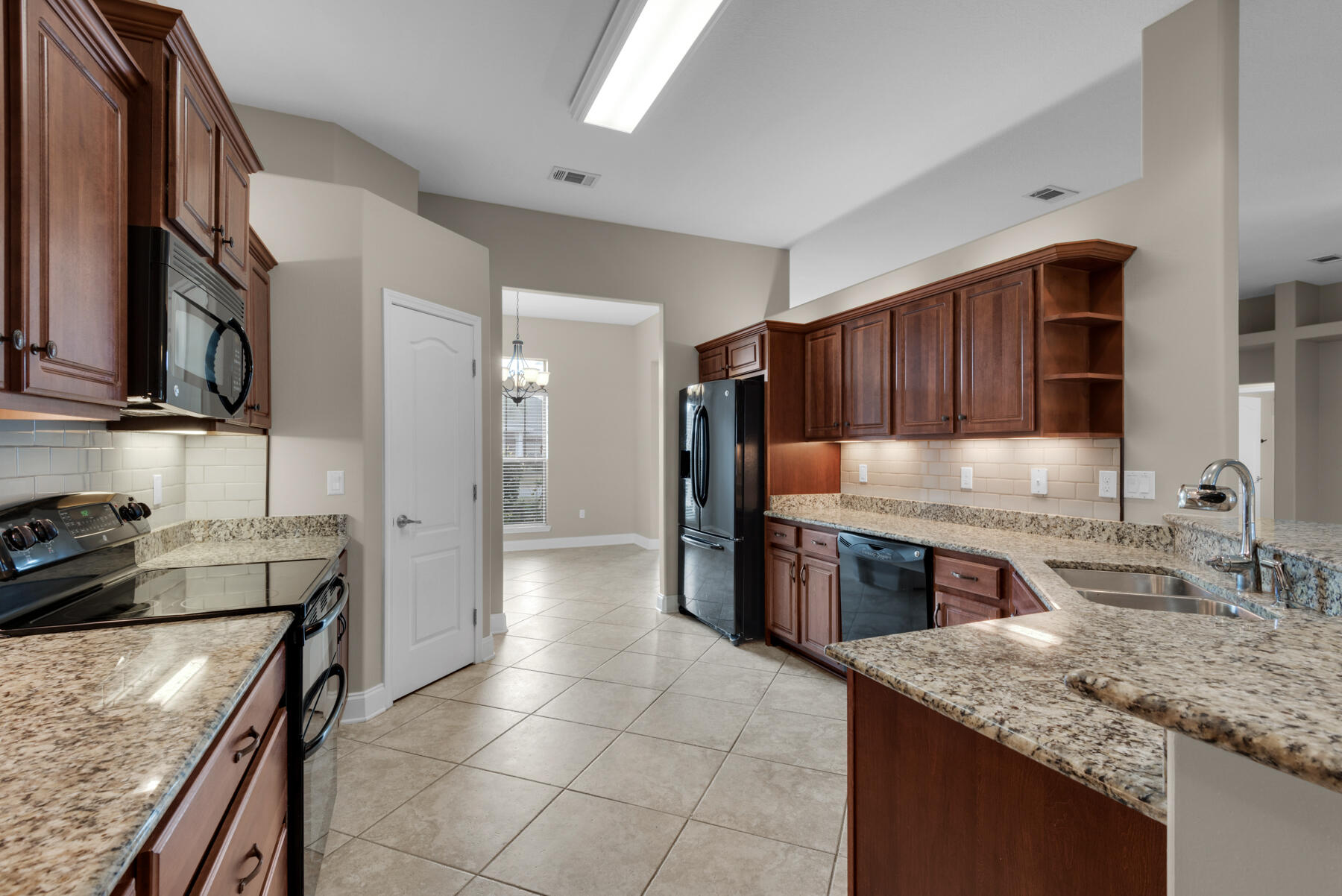 THE MEADOWS - Residential