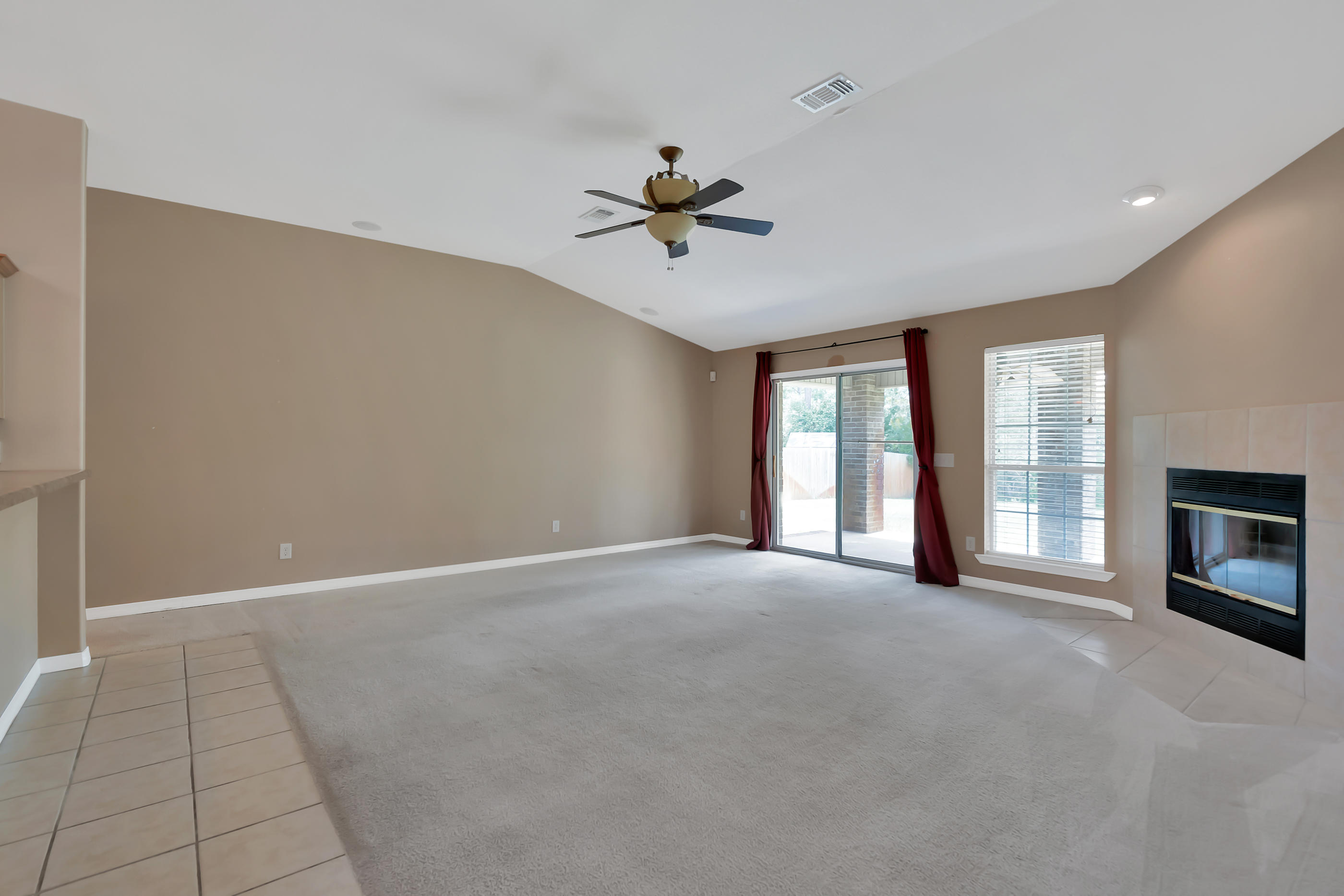 QUAYSIDE VILLAGE PH III - Residential