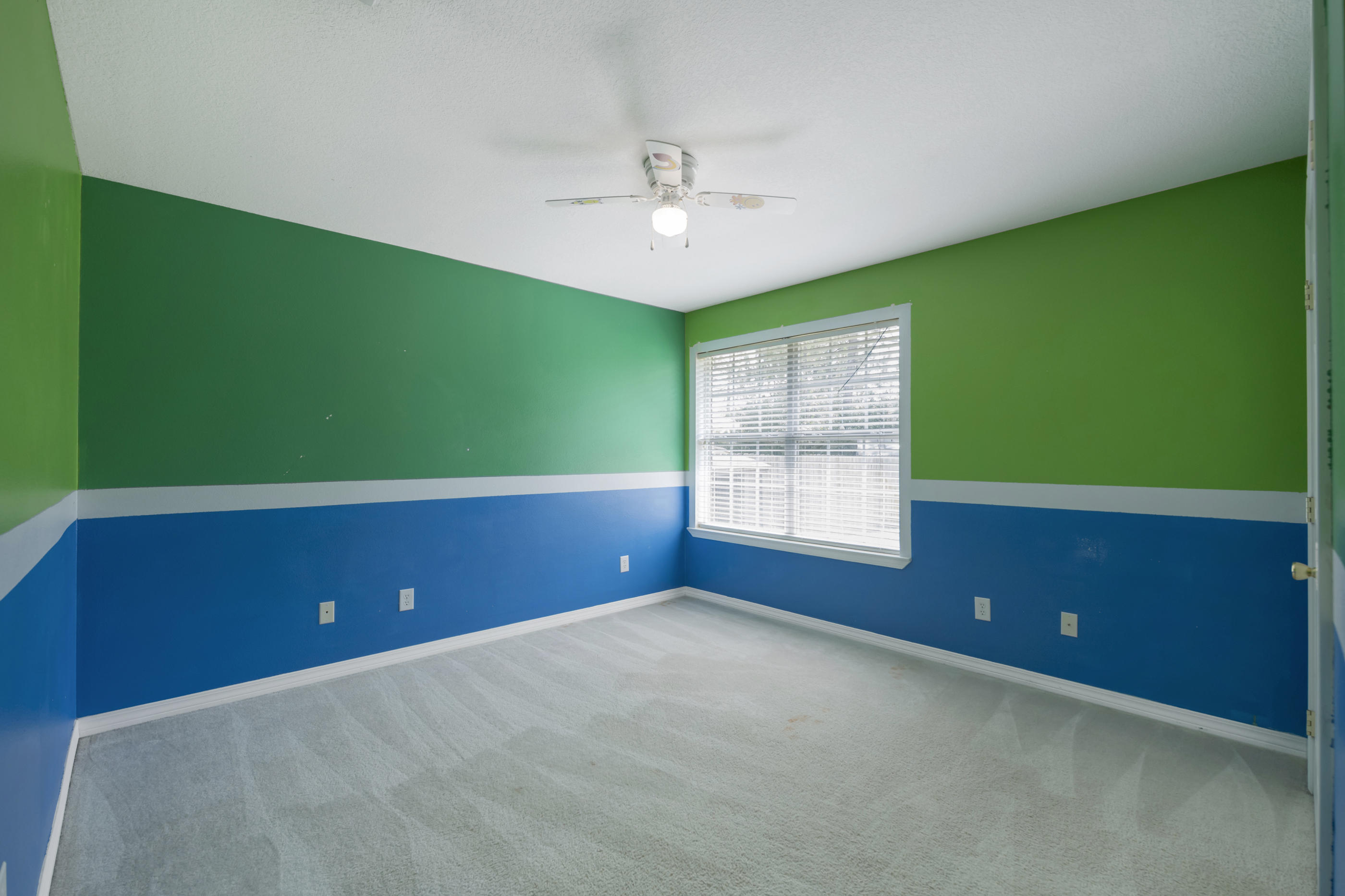 QUAYSIDE VILLAGE PH III - Residential