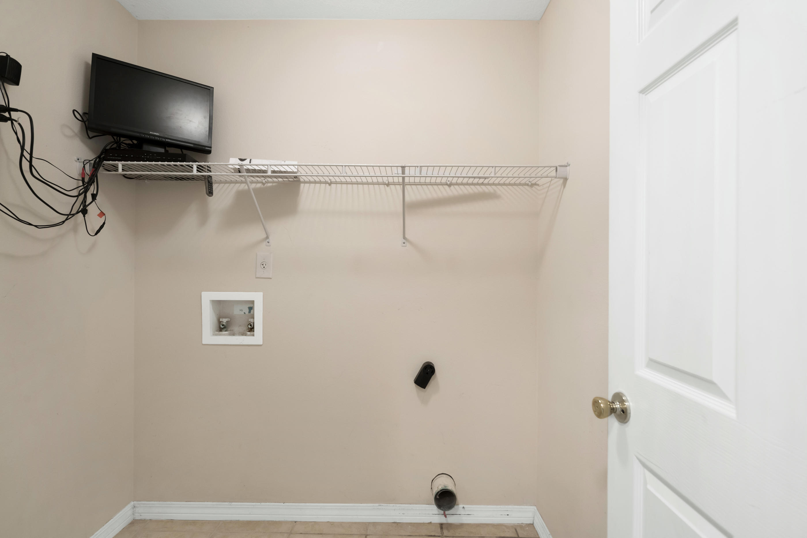 QUAYSIDE VILLAGE PH III - Residential