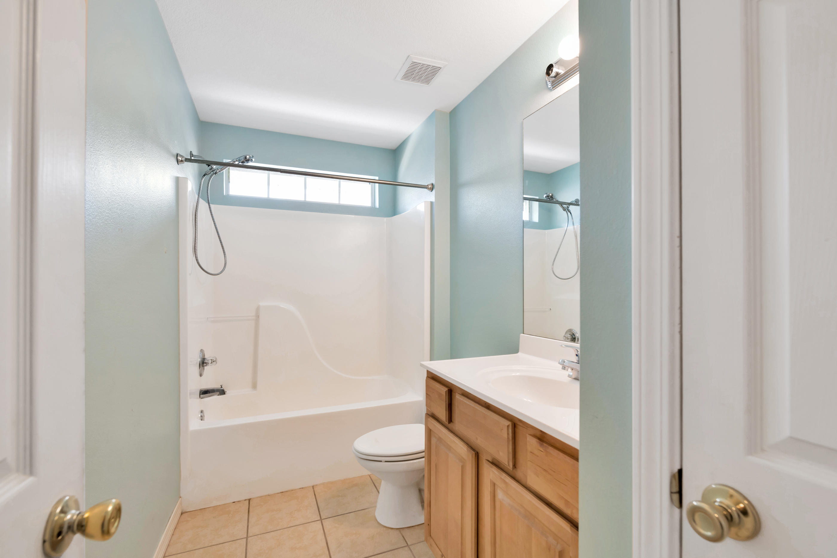 QUAYSIDE VILLAGE PH III - Residential