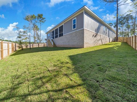 A home in Niceville