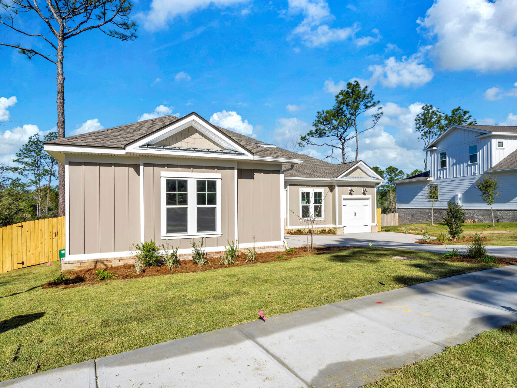 DEER MOSS CREEK - Residential