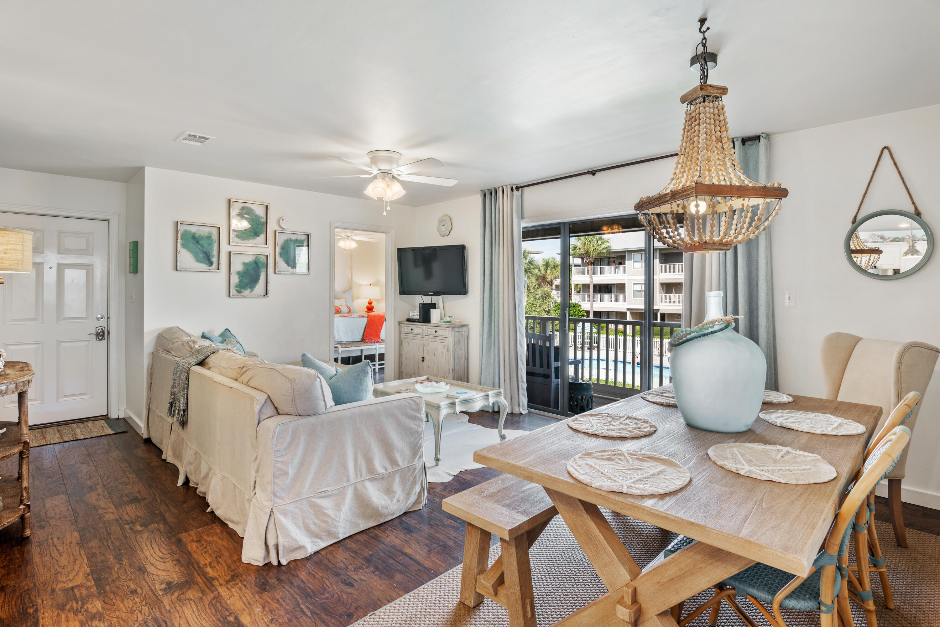 BEACHWOOD VILLAS CONDO PH 2 - Residential