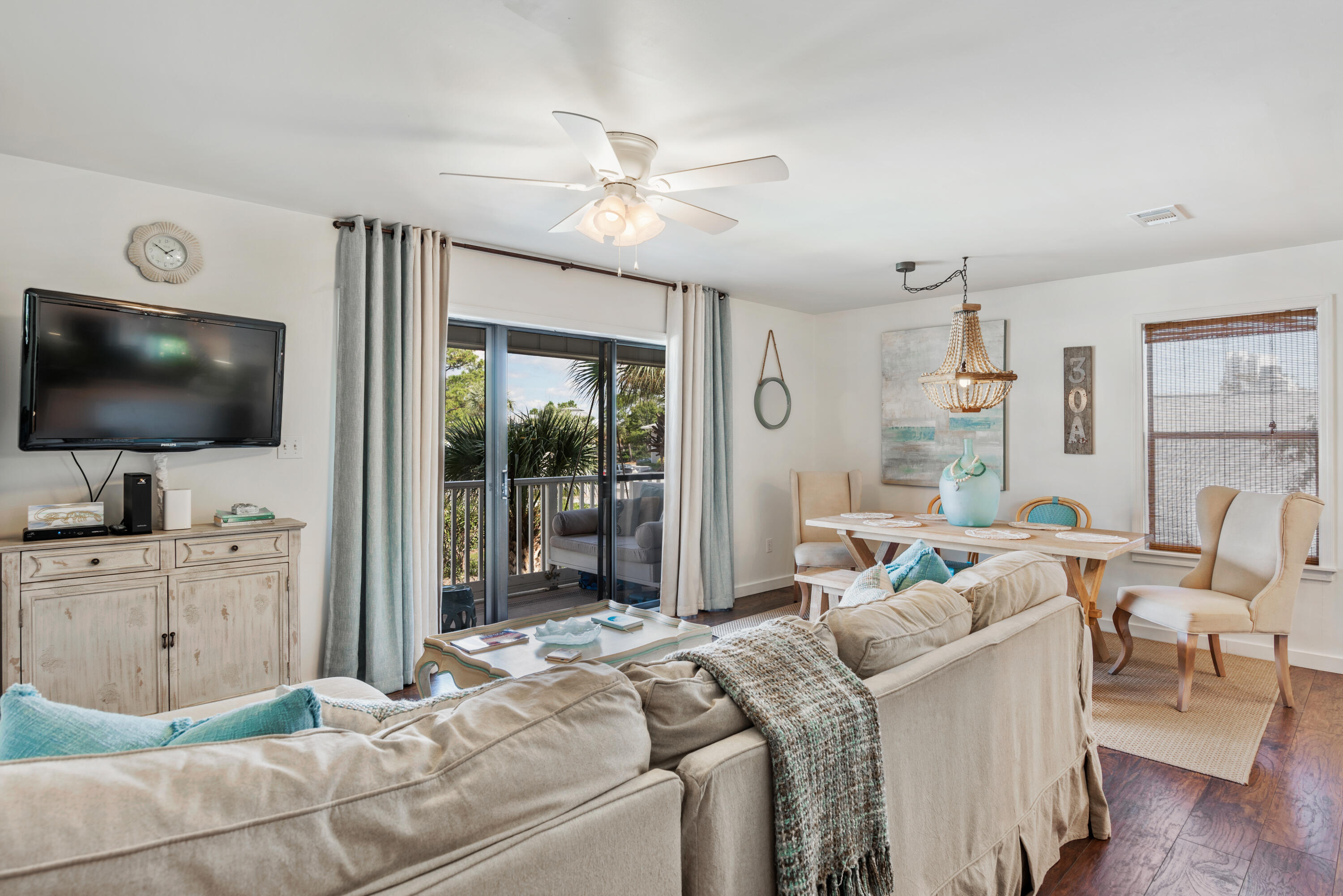 BEACHWOOD VILLAS CONDO PH 2 - Residential