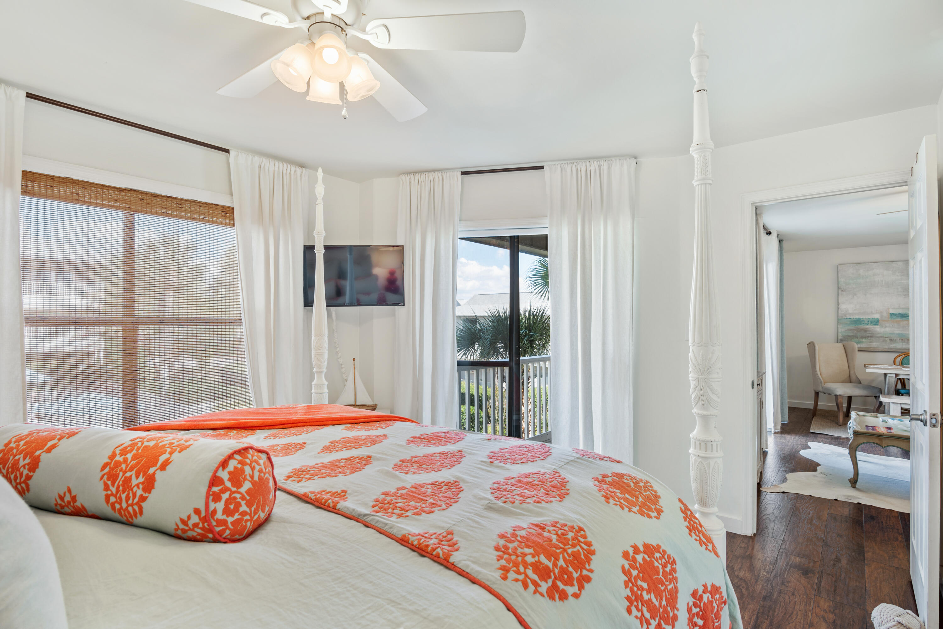 BEACHWOOD VILLAS CONDO PH 2 - Residential