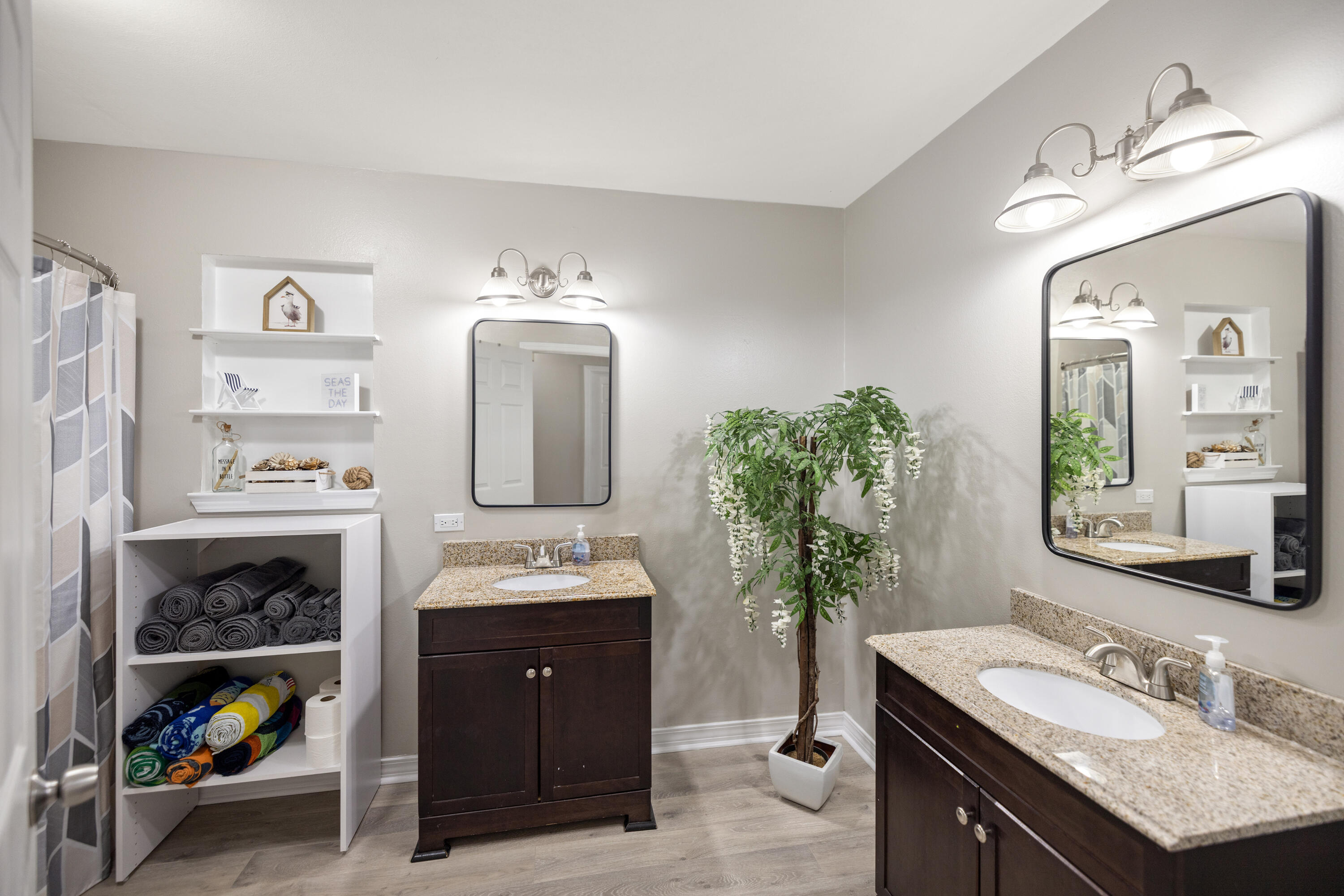 VALPARAISO PINECREST 6 - Residential