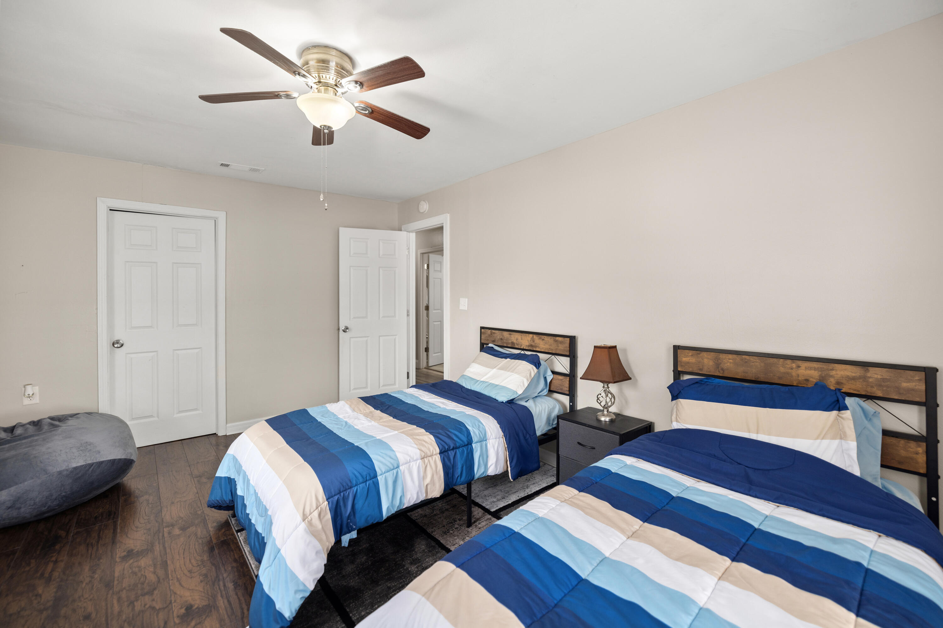 VALPARAISO PINECREST 6 - Residential