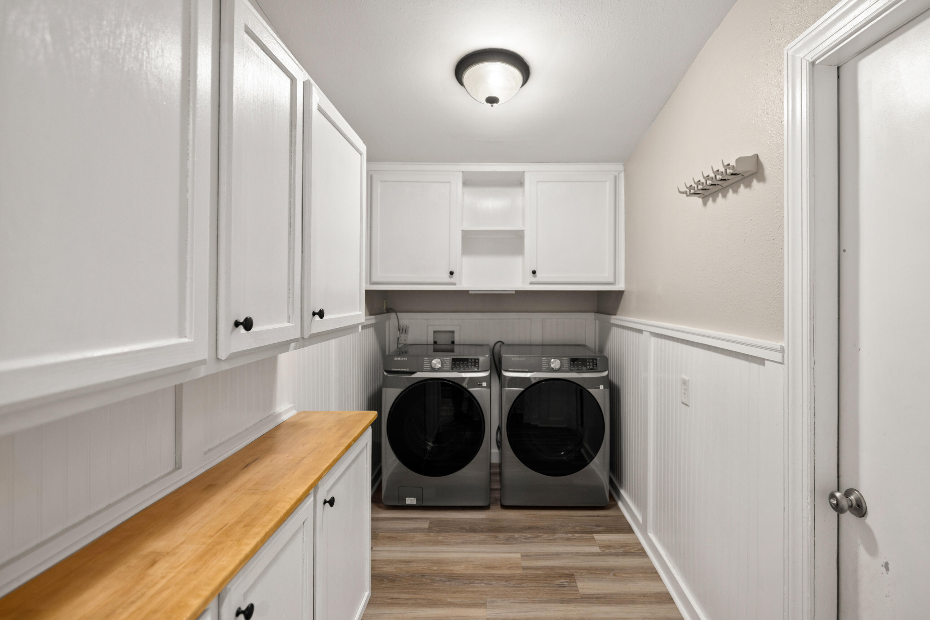 VALPARAISO PINECREST 6 - Residential