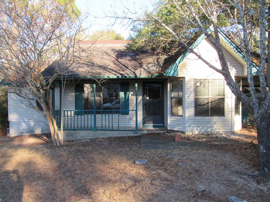 REO. Affordable three bedroom, two bath home situated on .38 acres just south of I10. Convenient to Duke Field, 7th Group Special Forces Compound and Eglin AFB. The spacious living room features vaulted ceilings and the kitchen has black appliances including a flat top stove/oven as well as formal dining area. Other features include; tile and carpeted flooring, single car garage, large back yard. Sold as-is. Search property on www.auction.com for details and pre-auction offer opportunities. Decisions may take one week. Contact agent or auction vendor directly for info. 5% or $2,500 minimum buyer's premium paid at closing. Bank of America employees, spouse or domestic partner, household members, business partners and insiders are prohibited from purchasing.