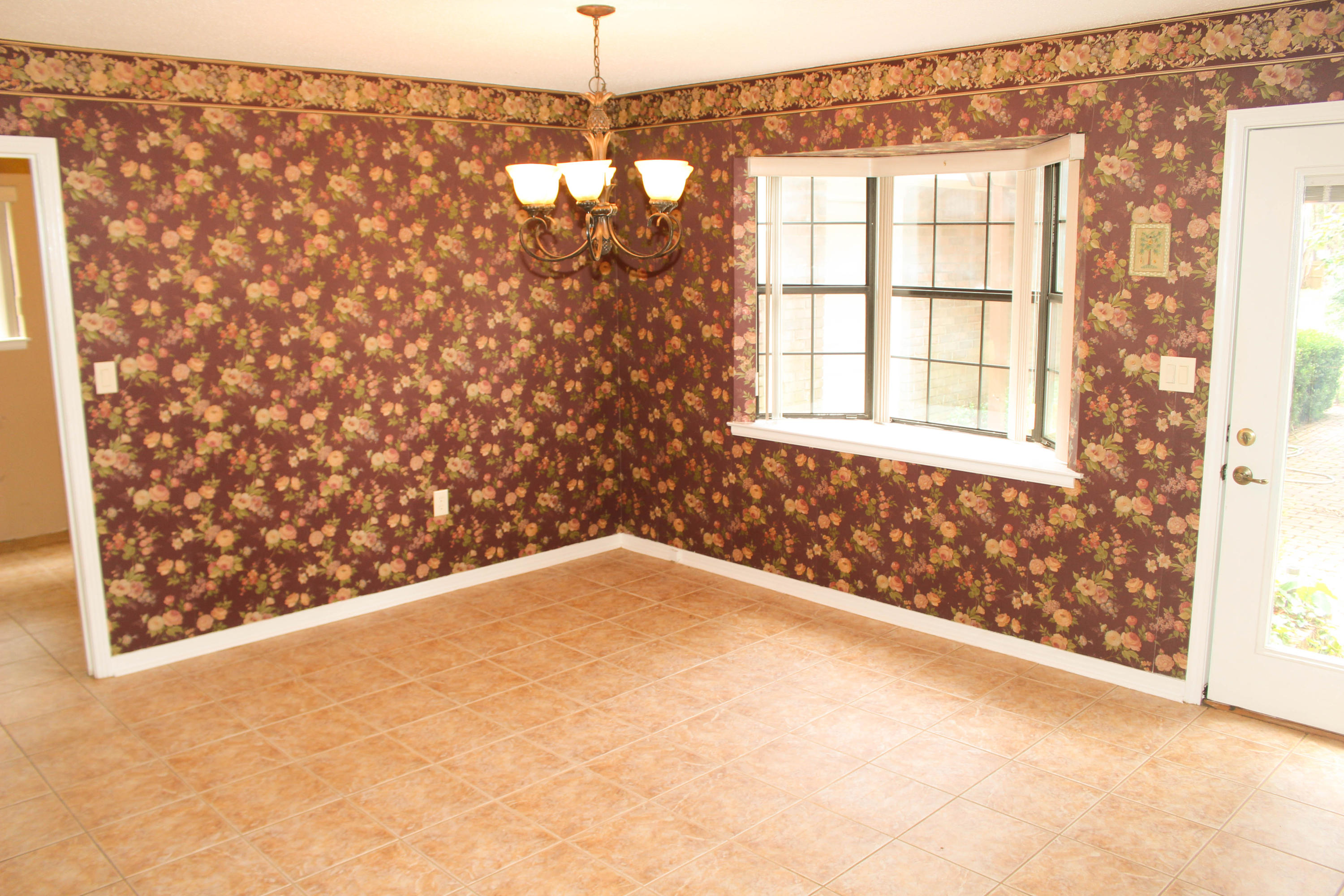 HOLLY HILLS - Residential