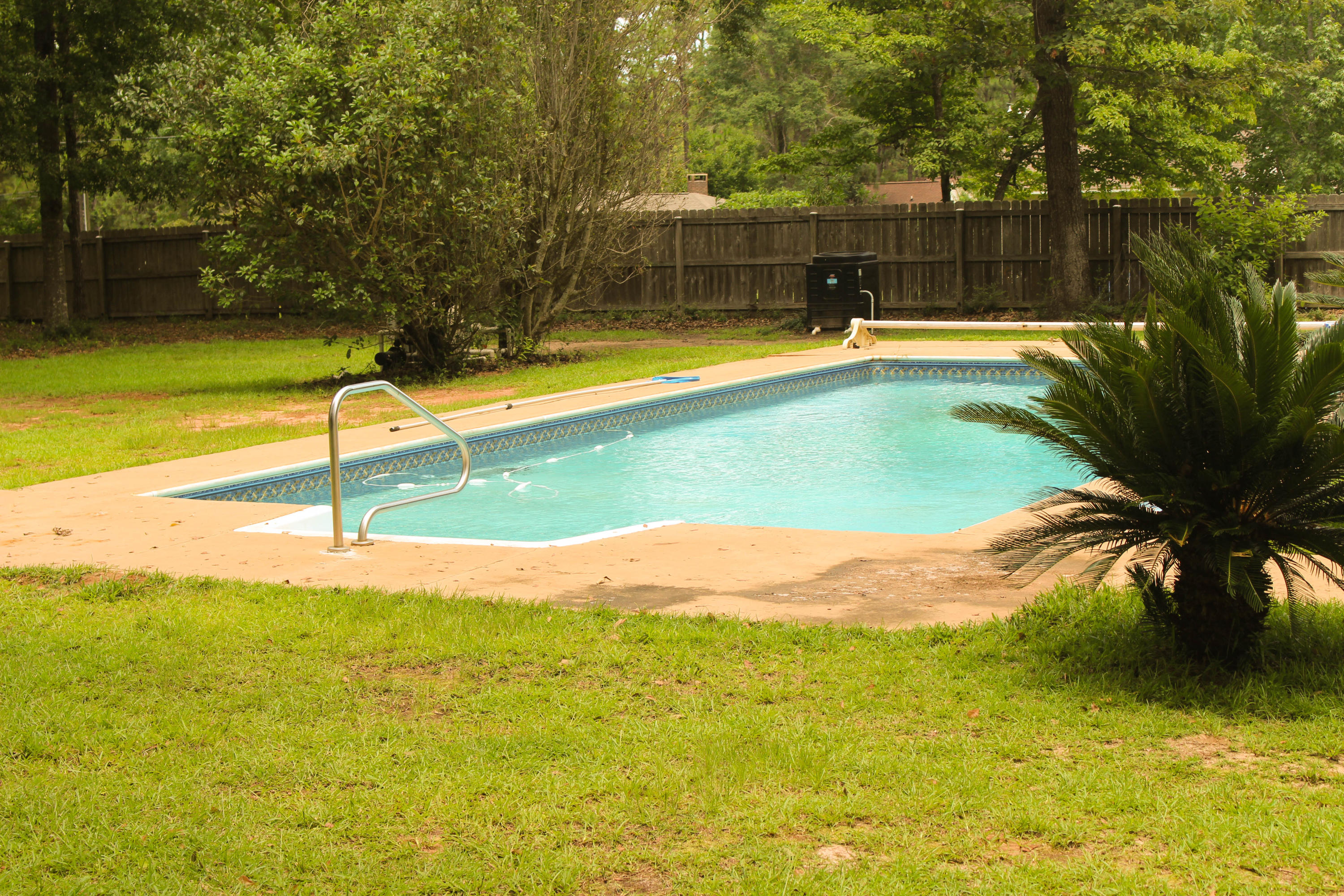 HOLLY HILLS - Residential