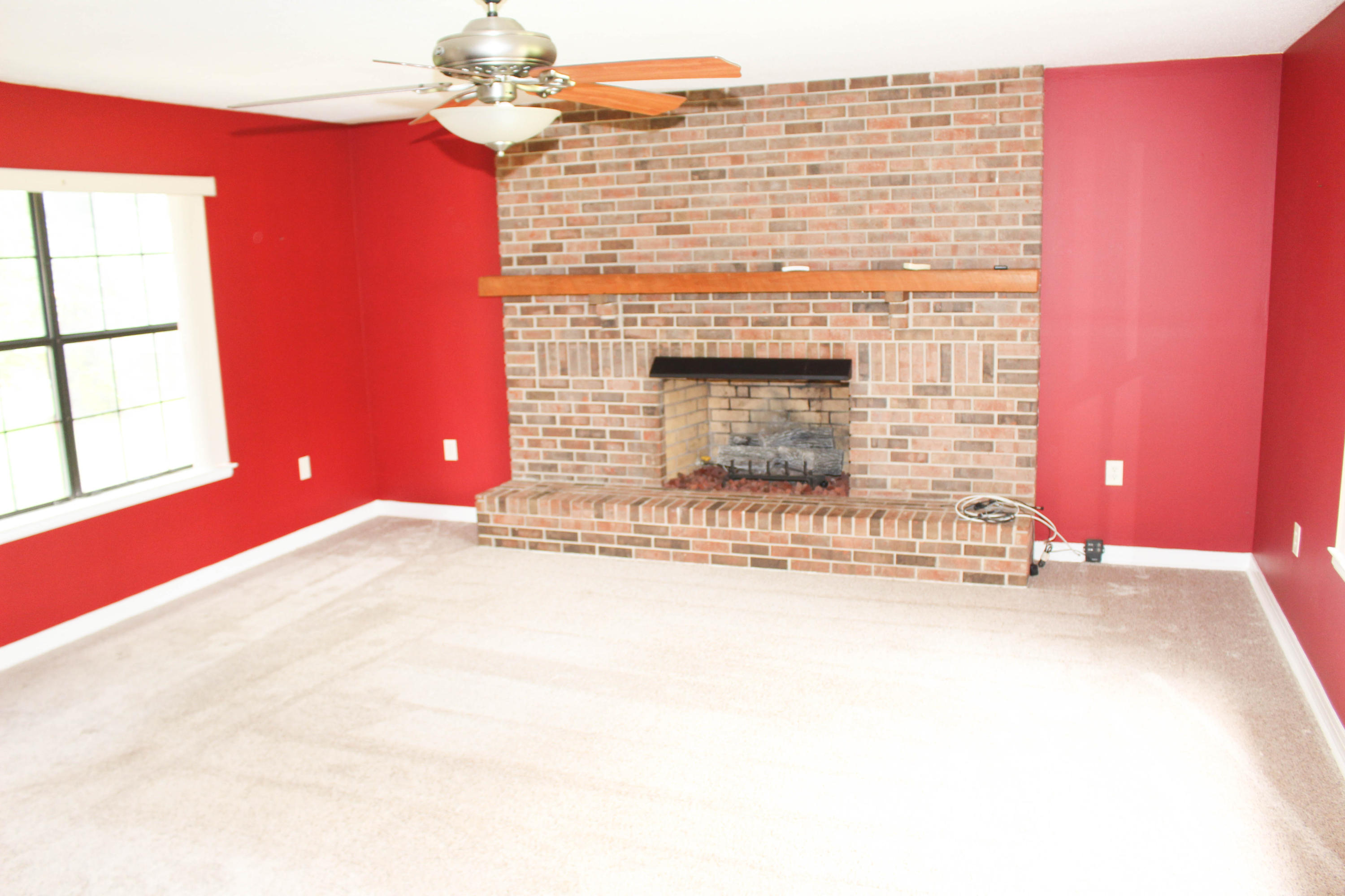 HOLLY HILLS - Residential