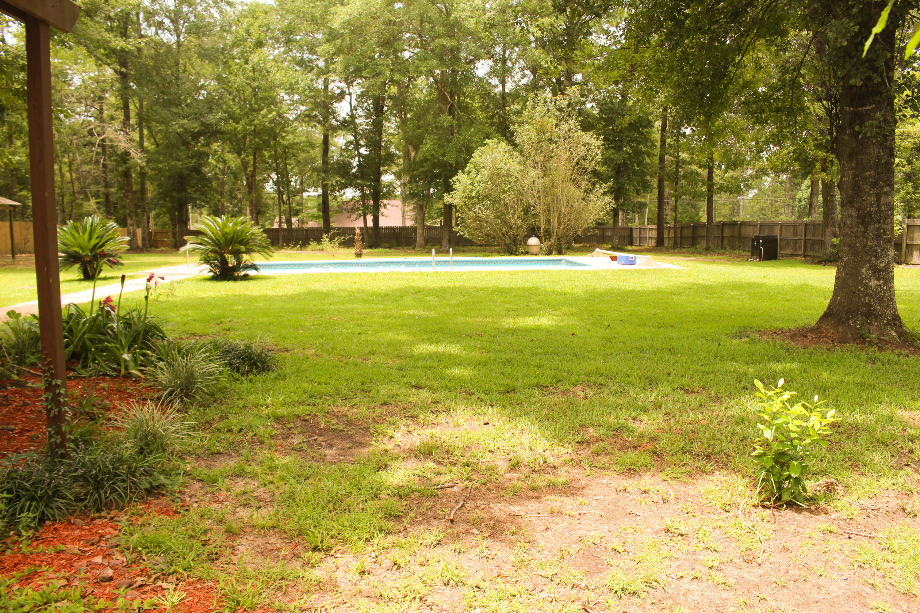 HOLLY HILLS - Residential