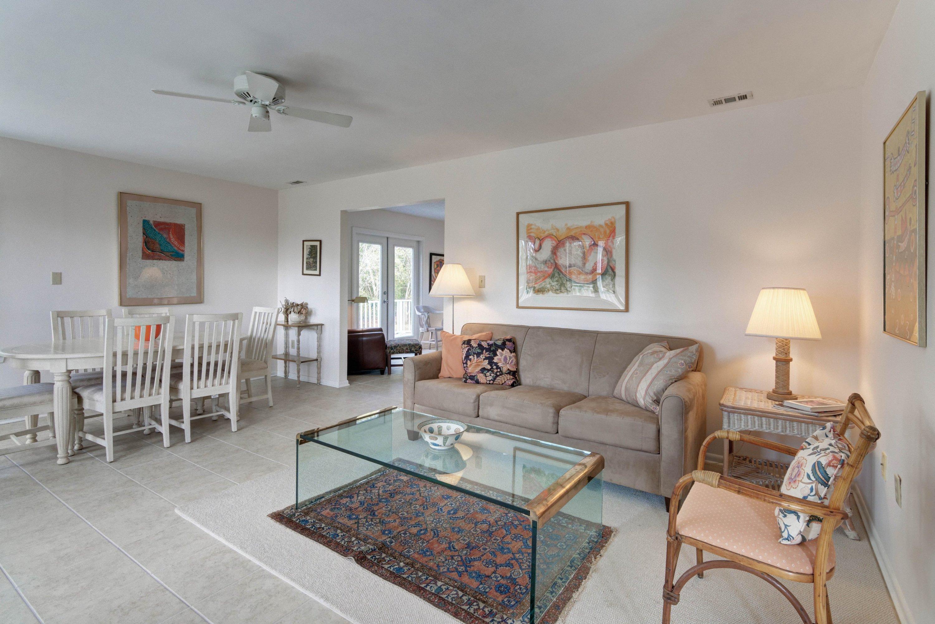 BEACH VIEW HEIGHTS UNREC - Residential