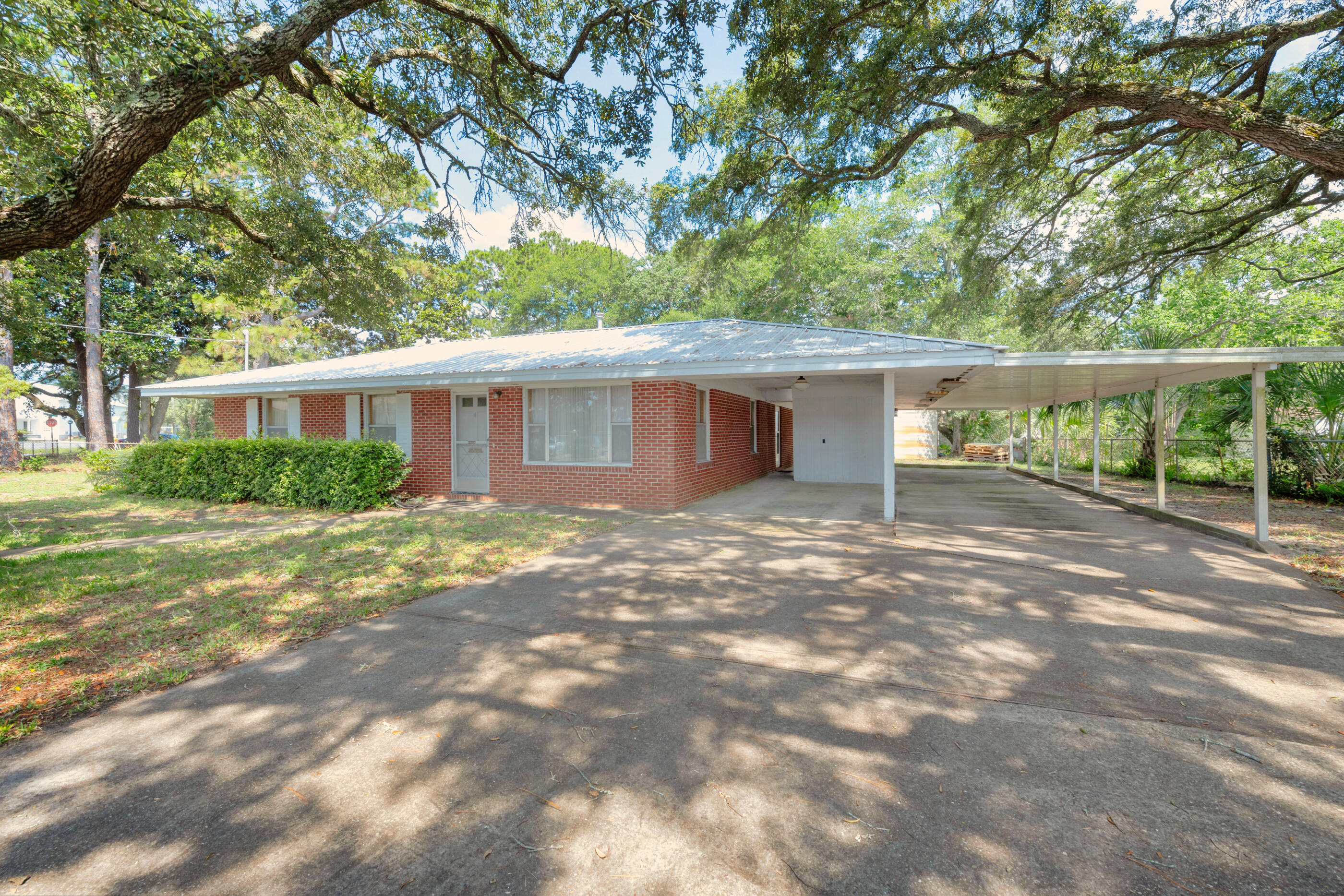 EGLIN HIGHWAY - Residential