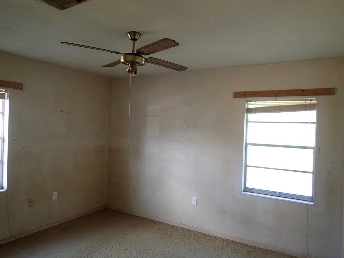 COMBS MANOR - Residential