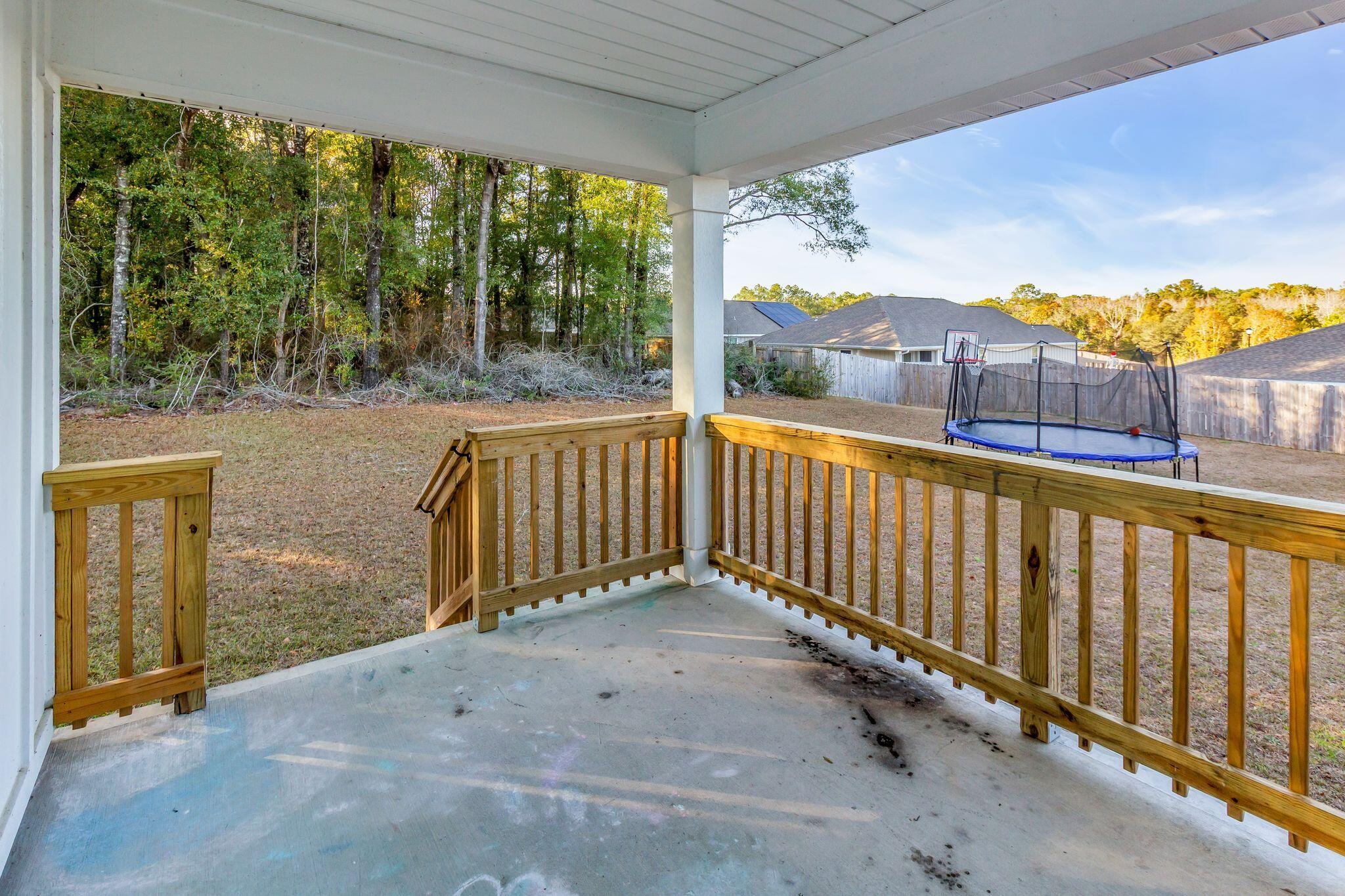 ROYAL ESTATES - Residential Lease