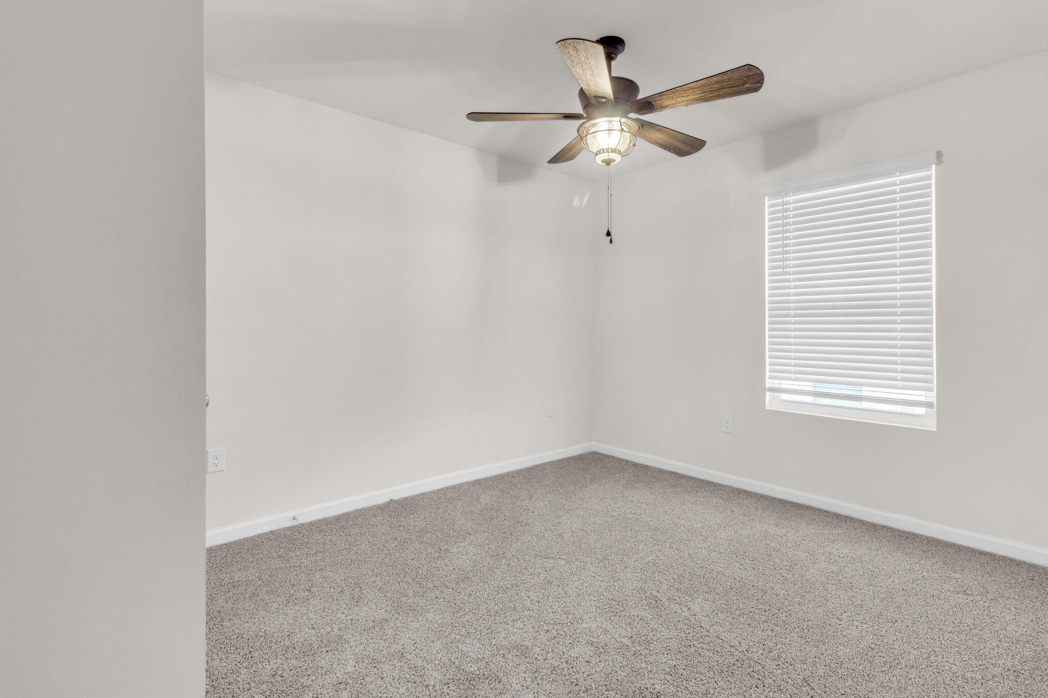 ROYAL ESTATES - Residential Lease