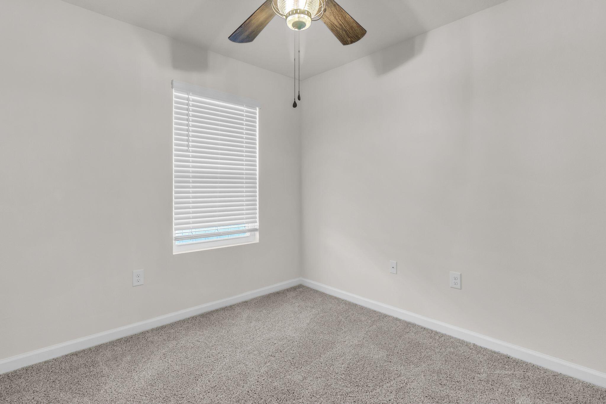 ROYAL ESTATES - Residential Lease