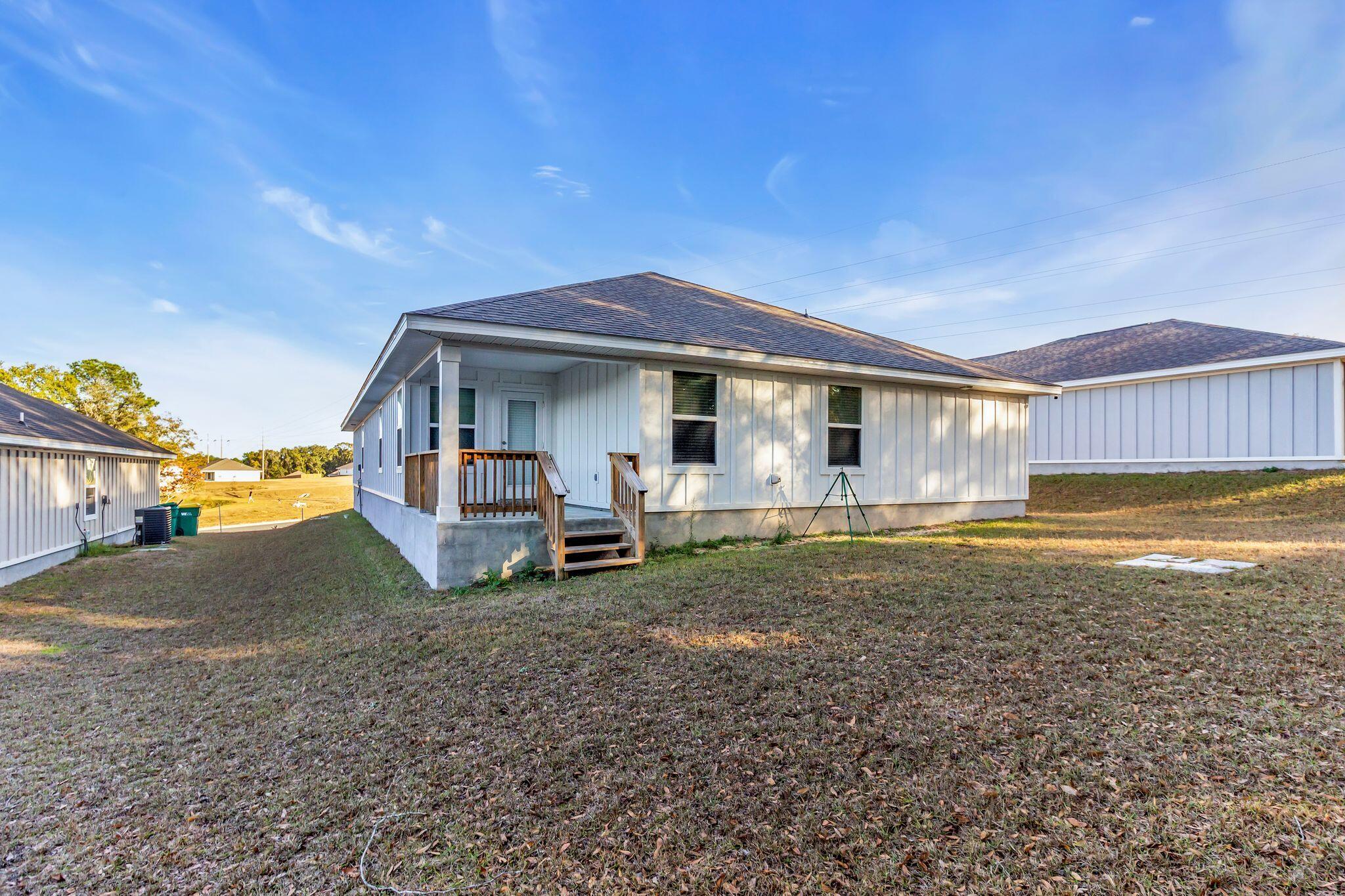 ROYAL ESTATES - Residential Lease