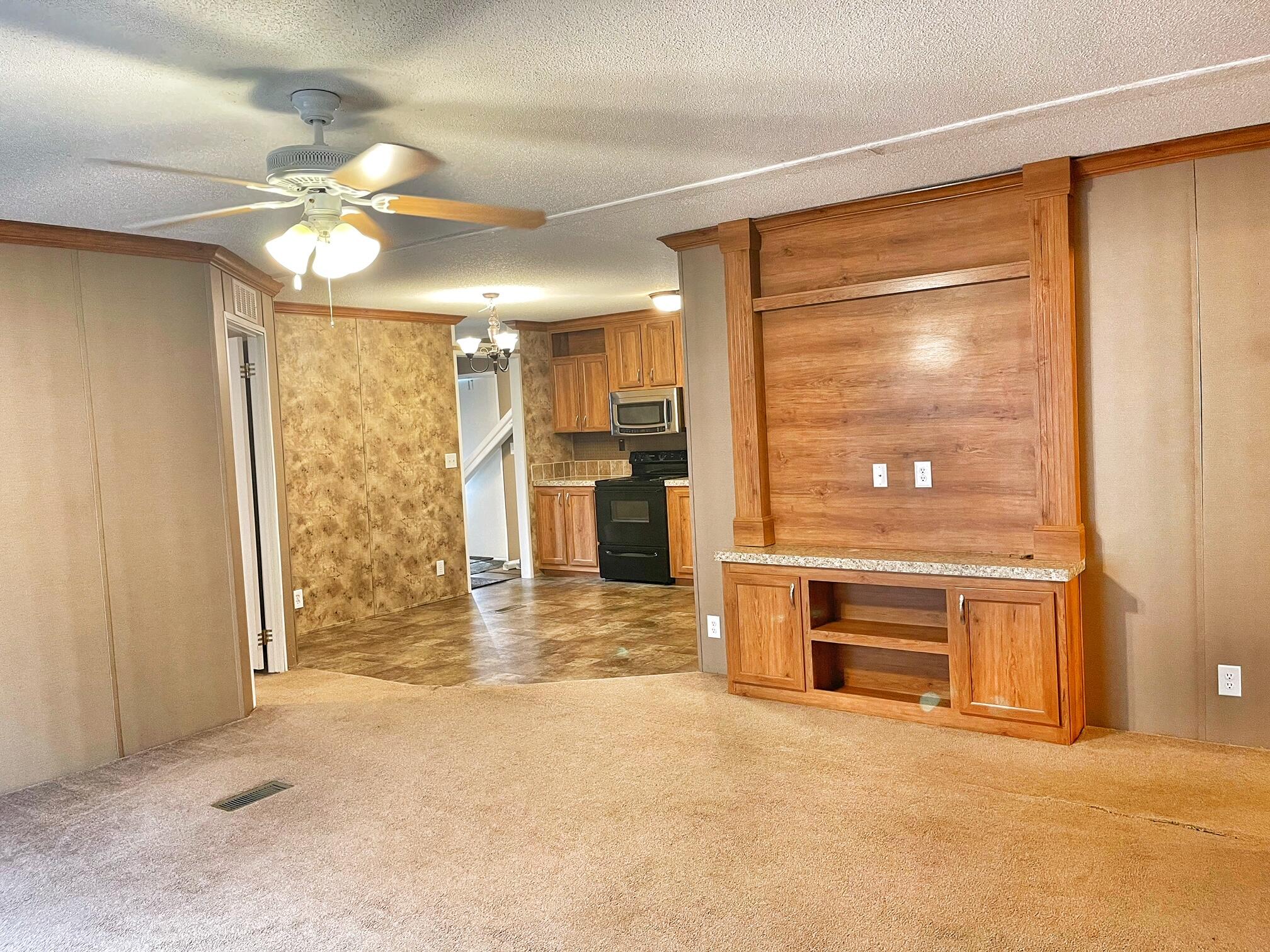 LAKE ROSEMARY SOUTH - Residential