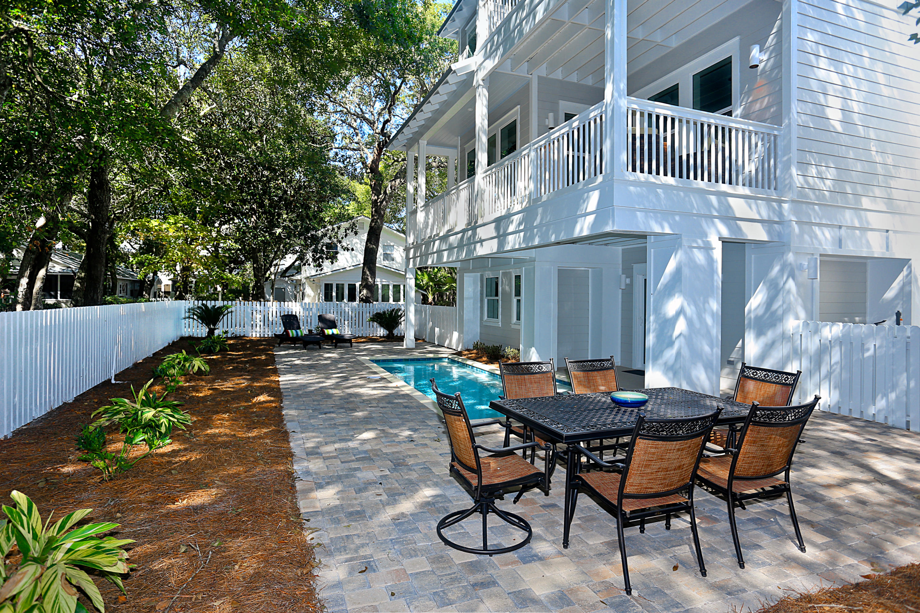 SEAGROVE 2ND ADDN - Residential
