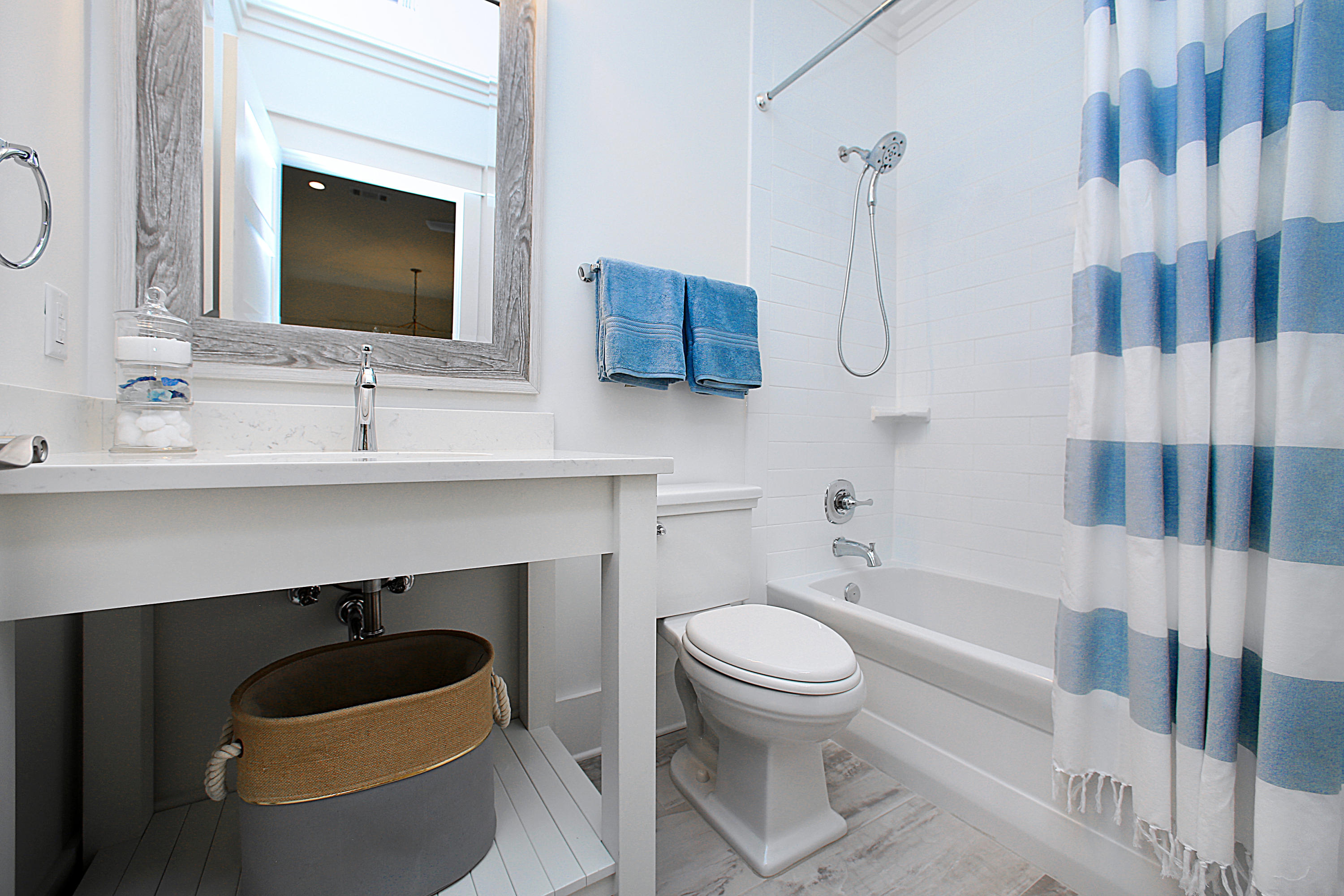 SEAGROVE 2ND ADDN - Residential