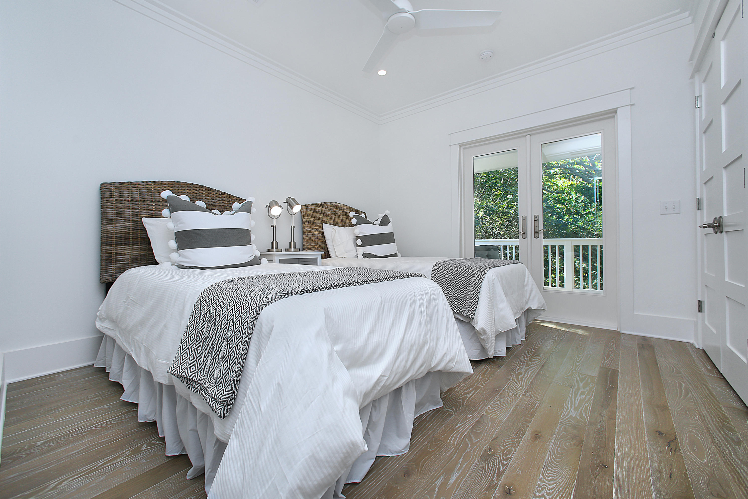 SEAGROVE 2ND ADDN - Residential
