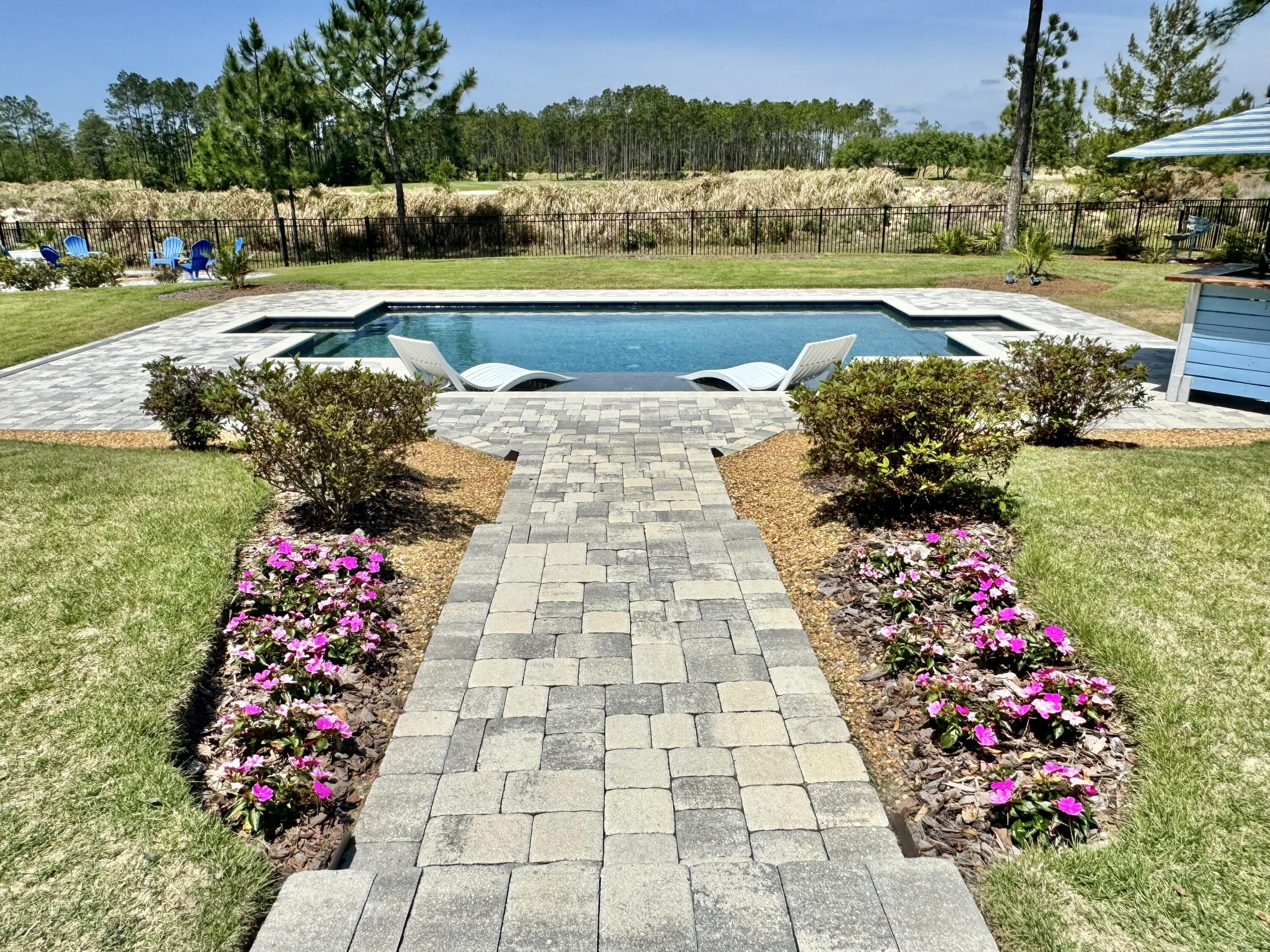 WINDSWEPT ESTATES - Residential