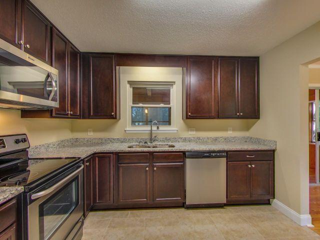 SEA HILLS 1ST - Residential