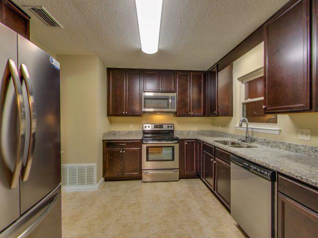 SEA HILLS 1ST - Residential