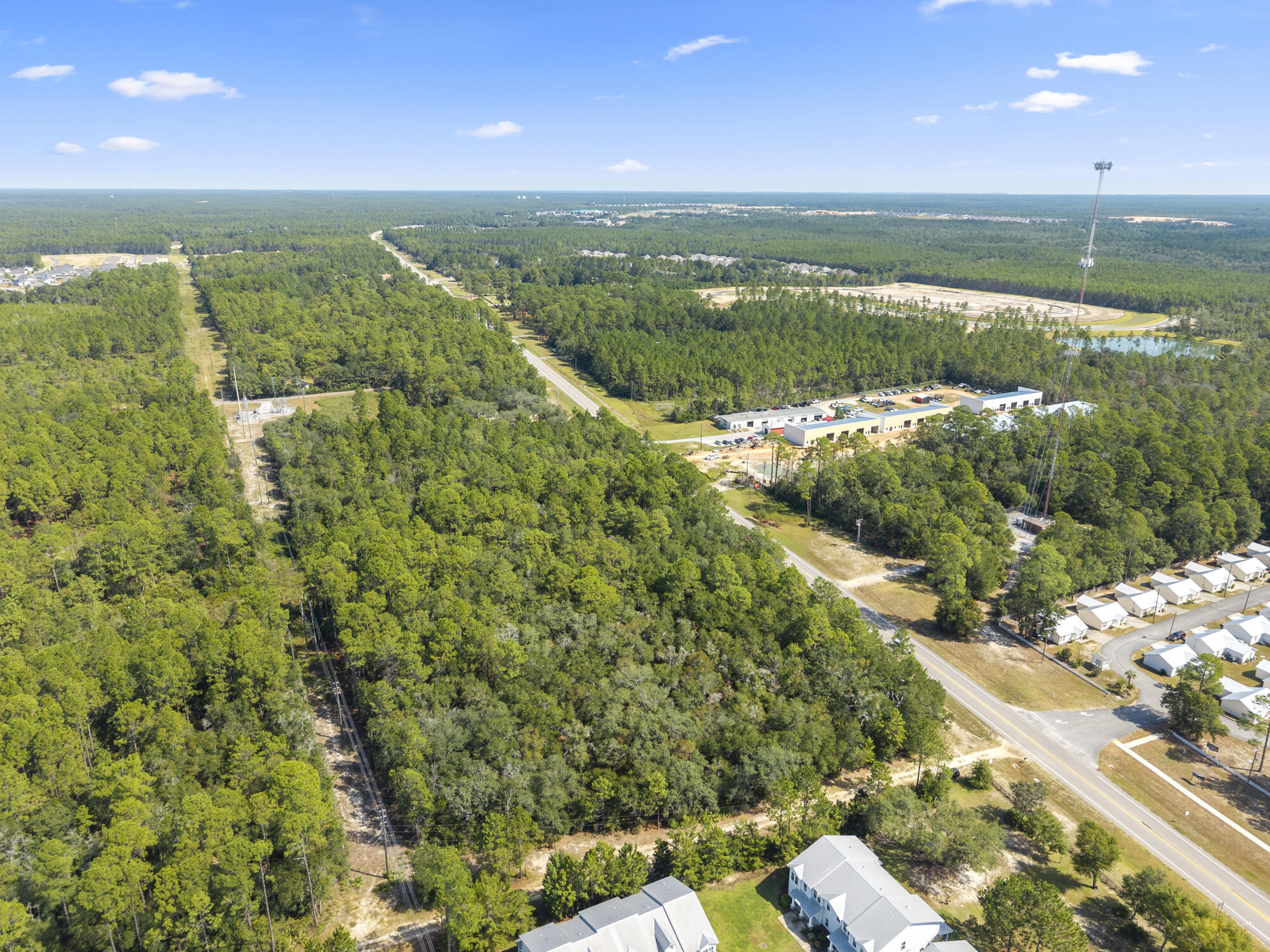 PARADISE POINT T/H - Residential