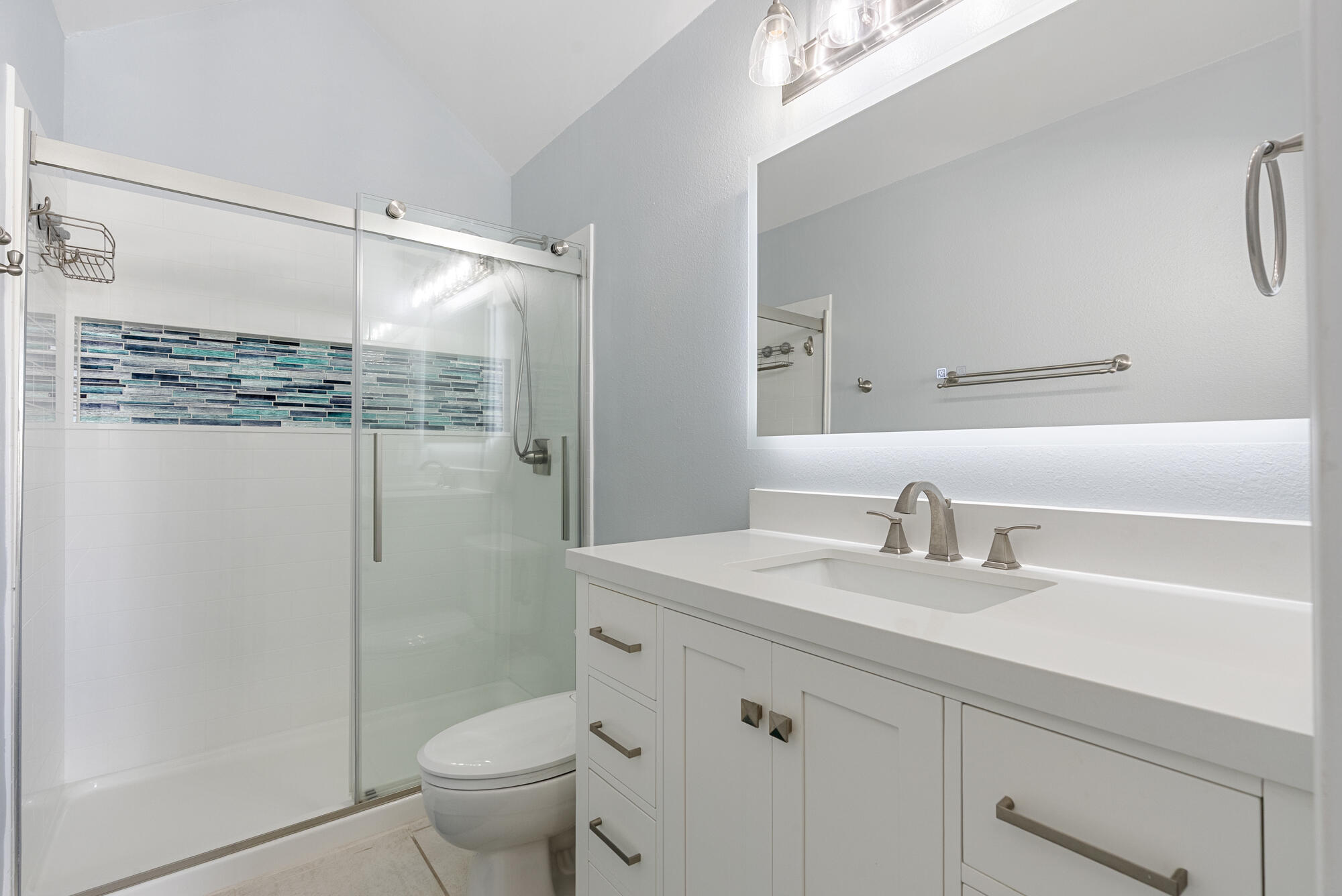 PARADISE POINT T/H - Residential