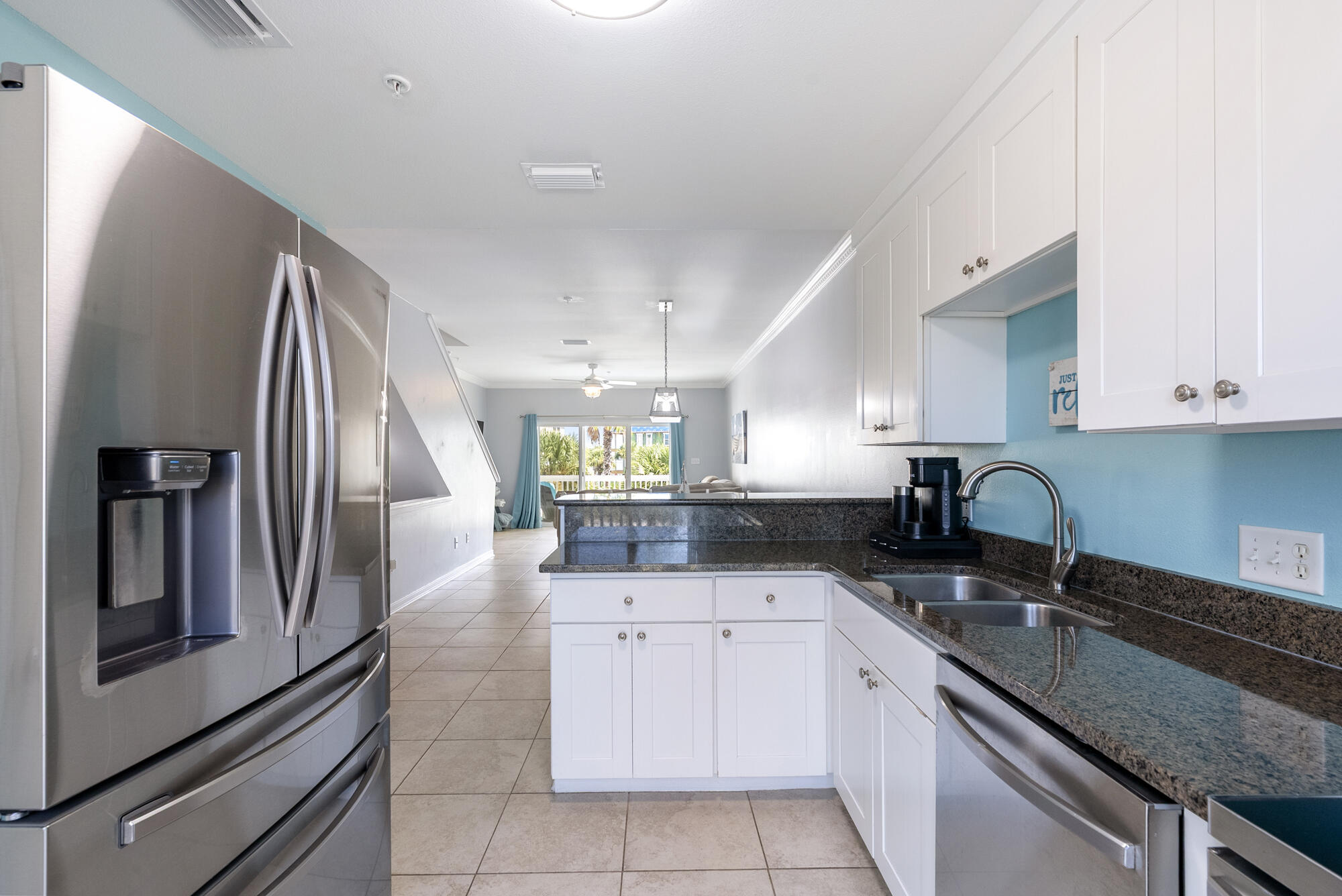 PARADISE POINT T/H - Residential